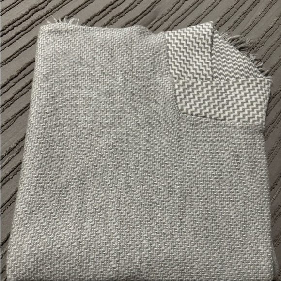 Wool & Alpaca Poncho - Made in Italy! - Picture 4 of 4